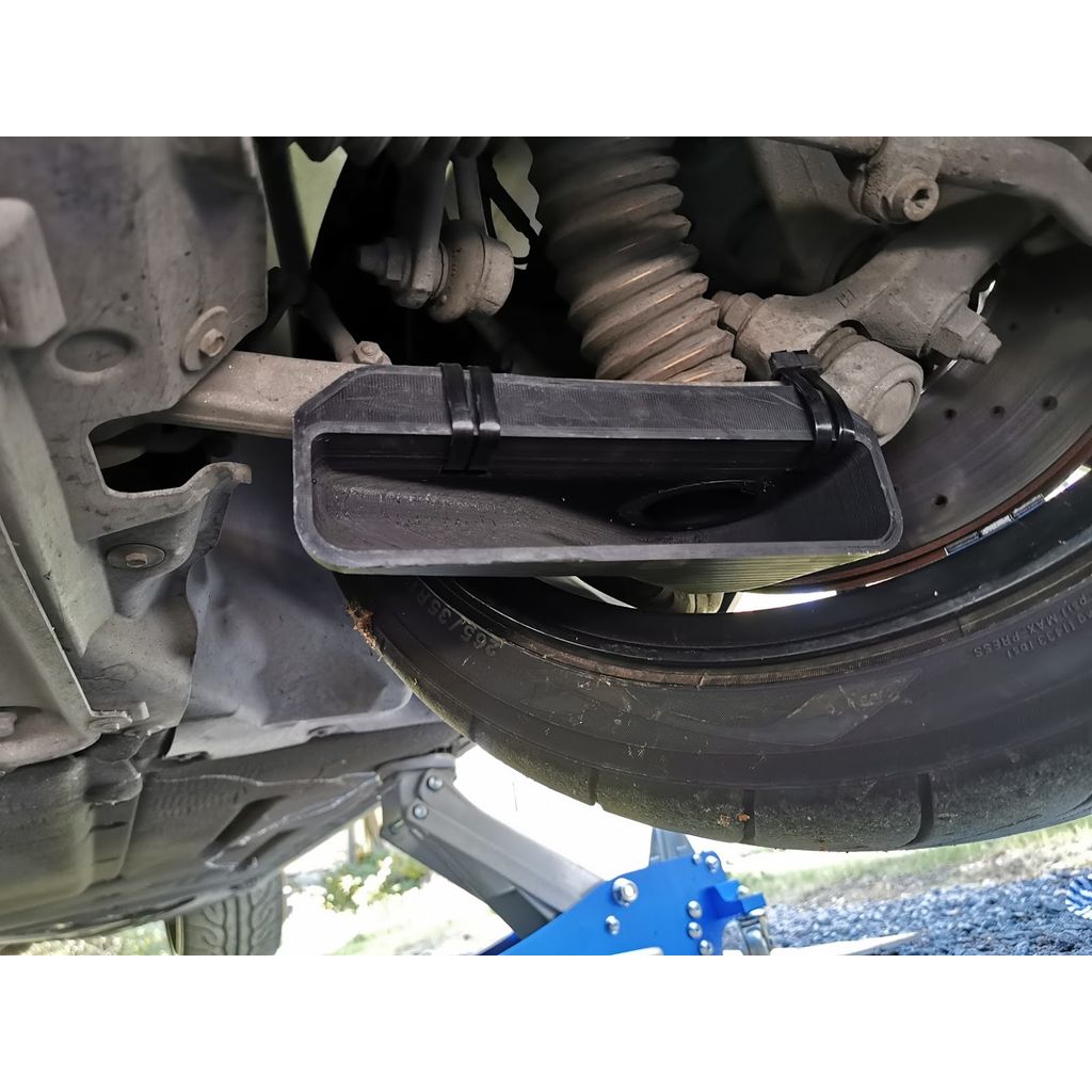 F8X Brake Cooling Ducts